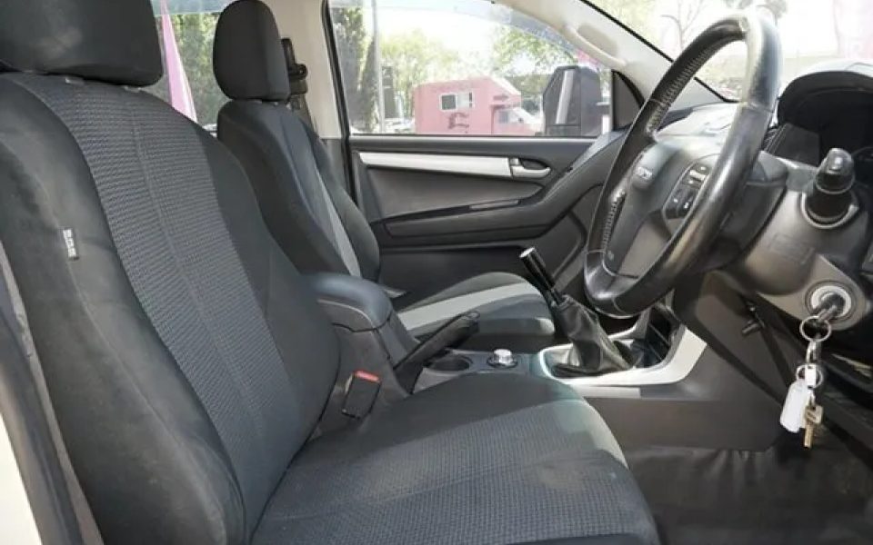 2016 Isuzu D-MAX MY15 LS-M Crew Cab Silver 5 Speed Manual Utility