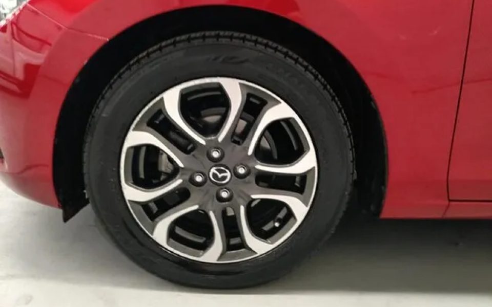 2015 Mazda 2 DJ2HAA Genki SKYACTIV-Drive Burgundy 6 Speed Sports Automatic Hatchback