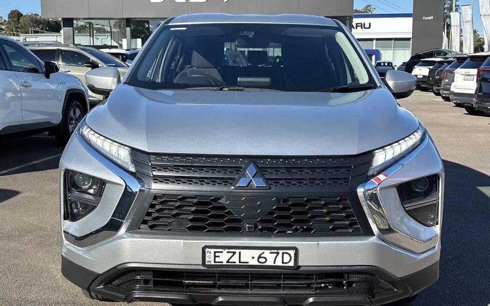 2023 Mitsubishi Eclipse Cross YB MY24 ES 2WD Wagon $19,880 Excluding Government Charges ~$95 Cost to fill at $1.50/L ~863km Average per tank Fuel Type Petrol Fuel Efficiency 7.3L / 100km Transmission Automatic Odometer 125,337 kms Used Vehicle $19,880 Exc