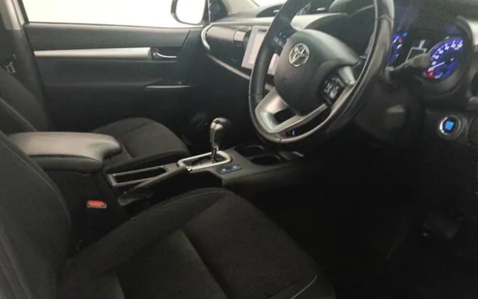 2019 Toyota Hilux GUN126R SR5 Double Cab White 6 Speed Sports Automatic Utility