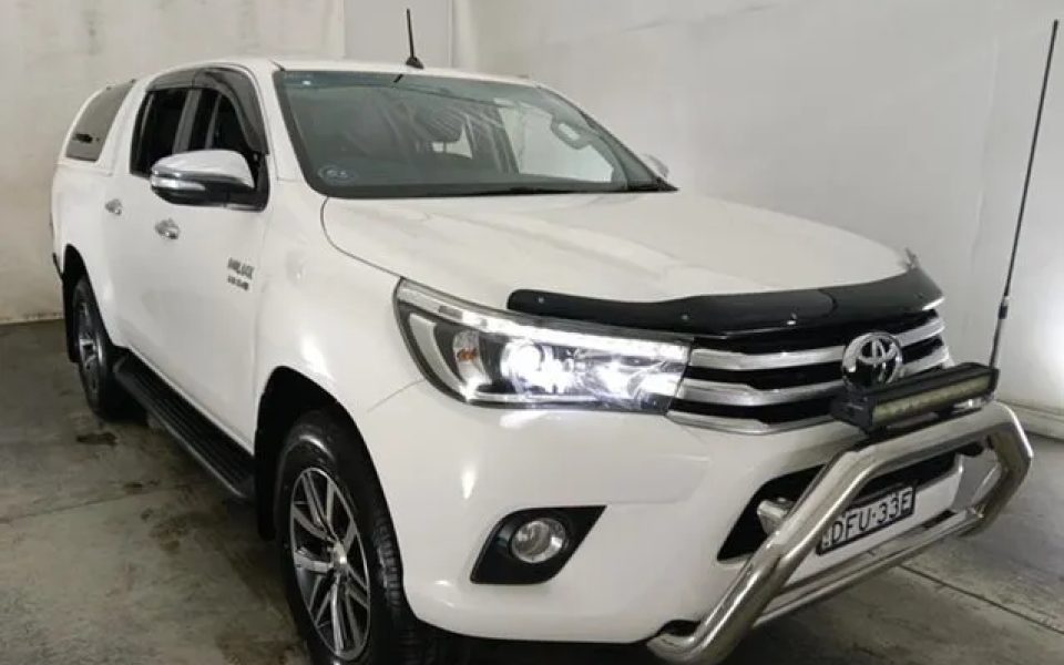 2016 Toyota Hilux GUN126R SR5 Double Cab White 6 Speed Sports Automatic Utility