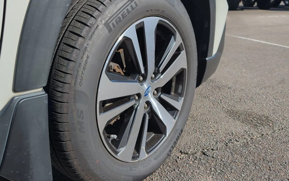 2019 Subaru Outback B6A MY19 2.5i CVT AWD Premium Wagon $19,990 Excluding Government Charges ~$90 Cost to fill at $1.50/L ~821km Average per tank Fuel Type Petrol Fuel Efficiency 7.3L / 100km Transmission Automatic Odometer 141,189 kms Used Vehicle $19,99