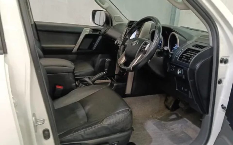 2013 Toyota Landcruiser Prado KDJ150R Altitude White 5 Speed Sports Automatic Wagon
