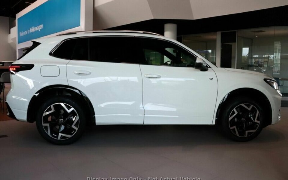 2026 Volkswagen Tiguan 150TSI R-Line DSG 4MOTION Wagon (Pure White) New Car