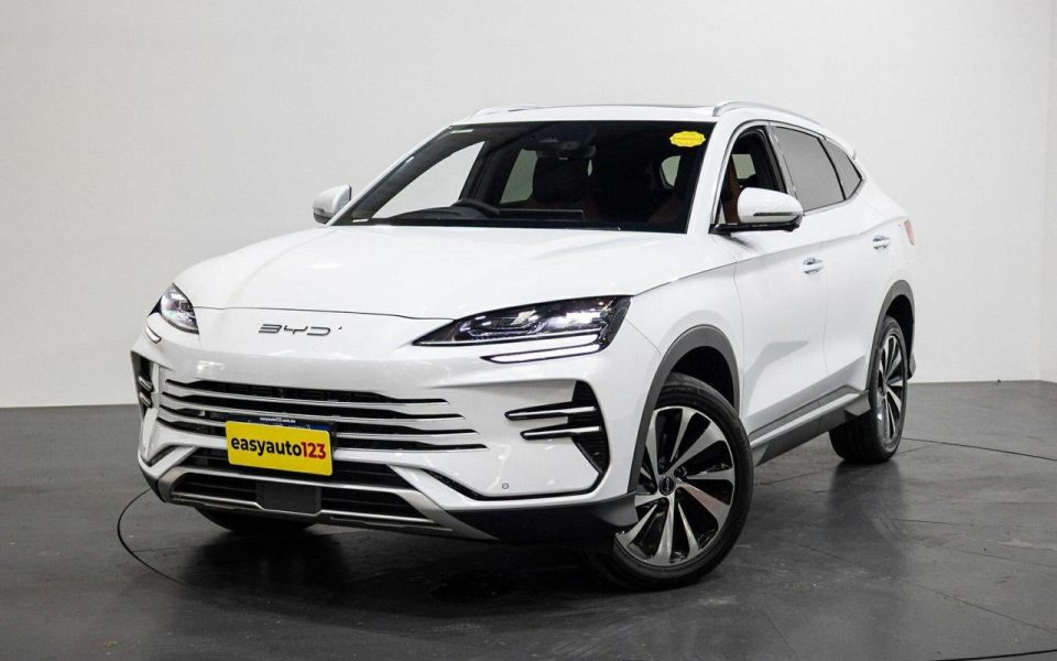 2025 Mitsubishi Eclipse Cross PHEV Exceed