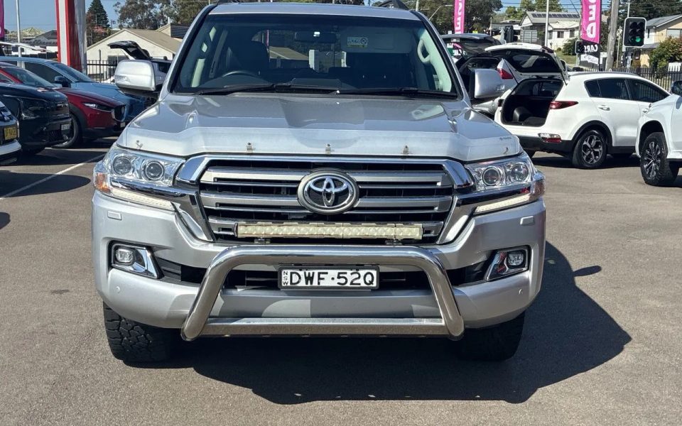 2018 Toyota Landcruiser VDJ200R VX Silver Pearl 6 Speed Sports Automatic Wagon