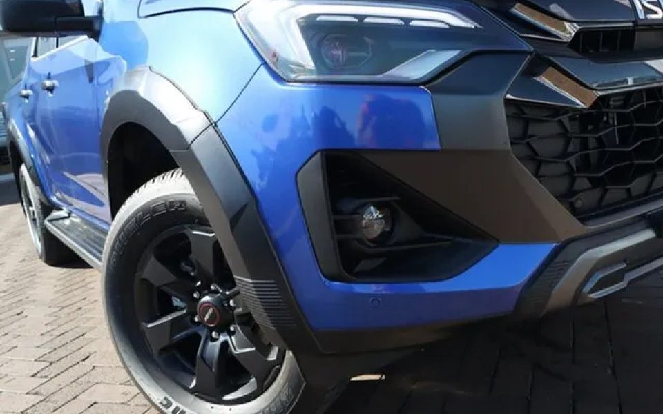 2026 Isuzu D-MAX RG MY25.5 X-TERRAIN Crew Cab Neptune Blue 6 Speed Sports Automatic Utility