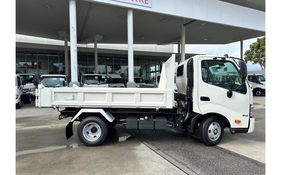 2026 Hino 300 Series 616 Tipper Pro Tipper (White)