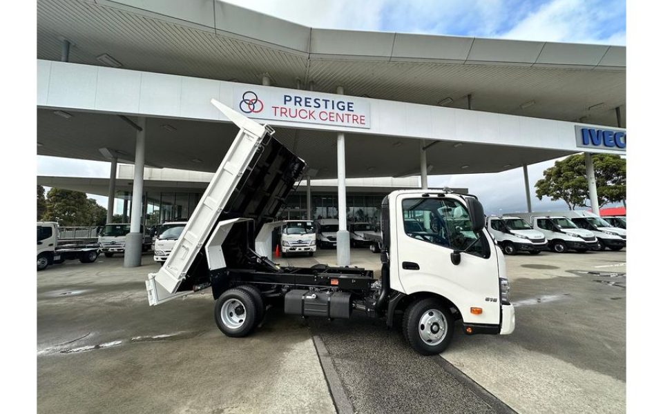 2026 Hino 300 Series 616 Tipper Pro Tipper (White)