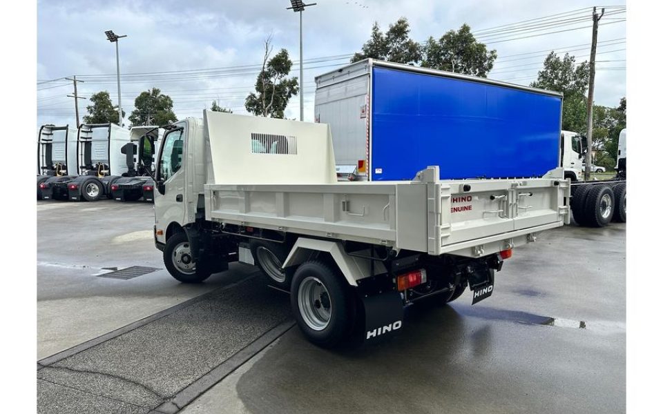 2026 Hino 300 Series 616 Tipper Pro Tipper (White)