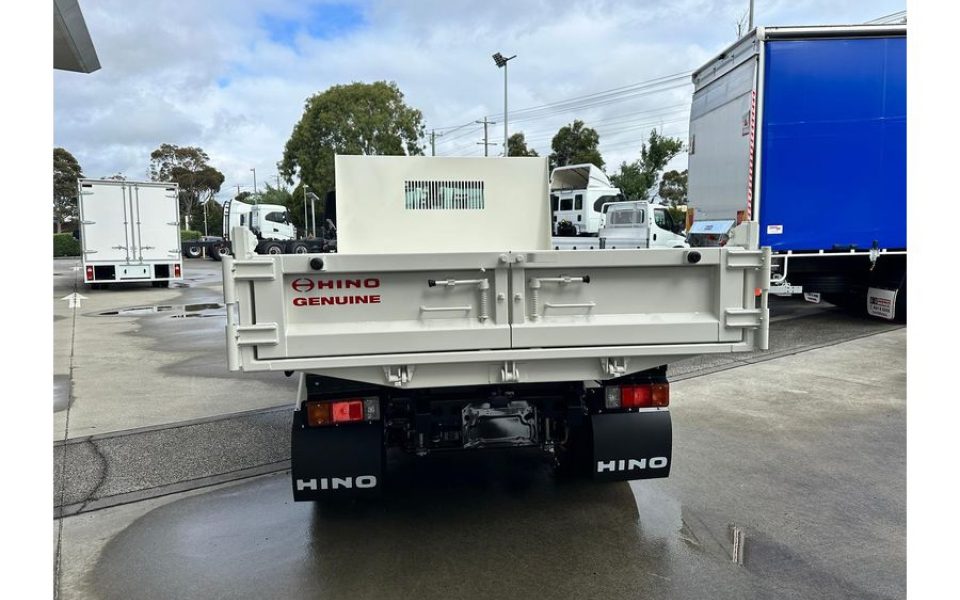 2026 Hino 300 Series 616 Tipper Pro Tipper (White)