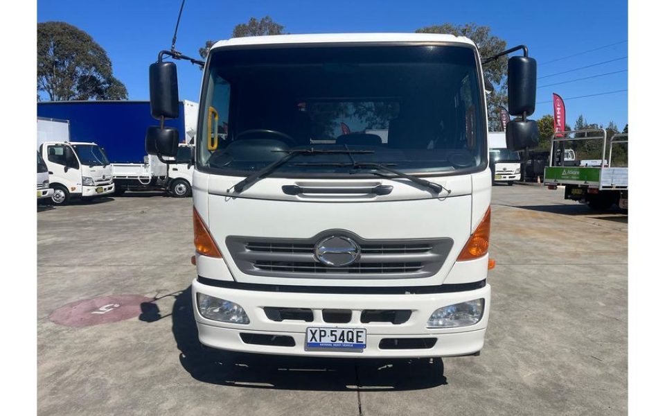 2017 Hino 500 Series FE1426 Tow & Tilt (WHITE)
