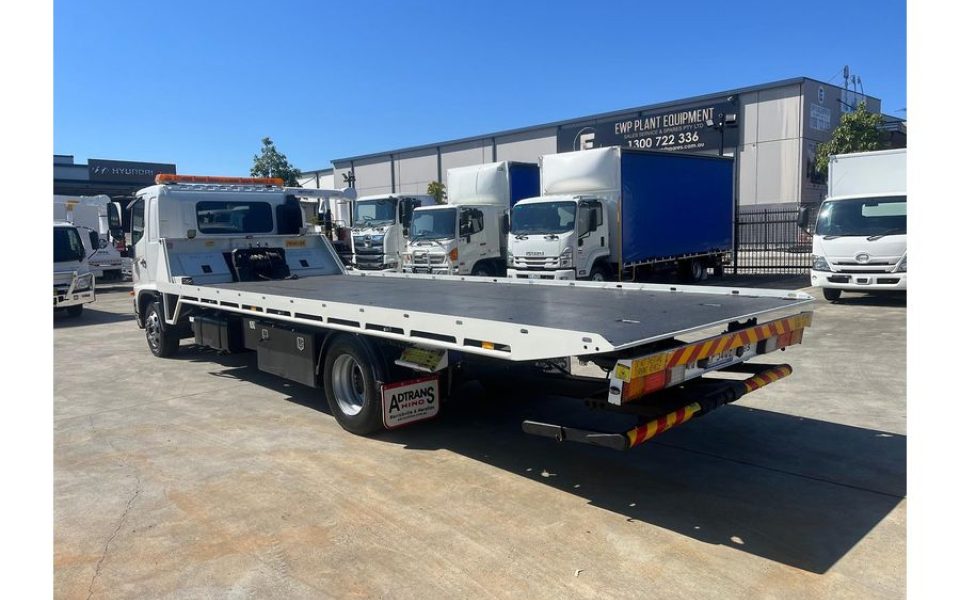 2017 Hino 500 Series FE1426 Tow & Tilt (WHITE)