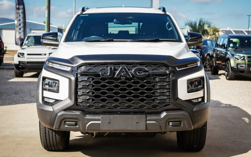 2026 JAC T9 MY26 Osprey X Double Cab Stratus White 8 Speed Automatic Utility