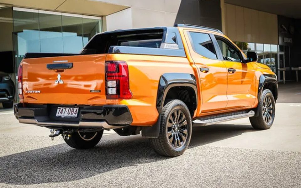 2025 Mitsubishi Triton MV MY25 GSR Pick-up Double Cab 4x4 Orange 6 Speed Sports Automatic Utility