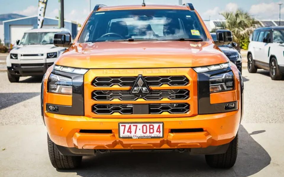 2025 Mitsubishi Triton MV MY25 GSR Pick-up Double Cab 4x4 Orange 6 Speed Sports Automatic Utility