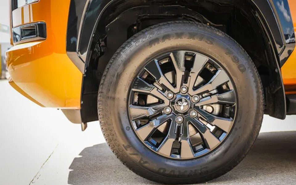 2025 Mitsubishi Triton MV MY25 GSR Pick-up Double Cab 4x4 Orange 6 Speed Sports Automatic Utility