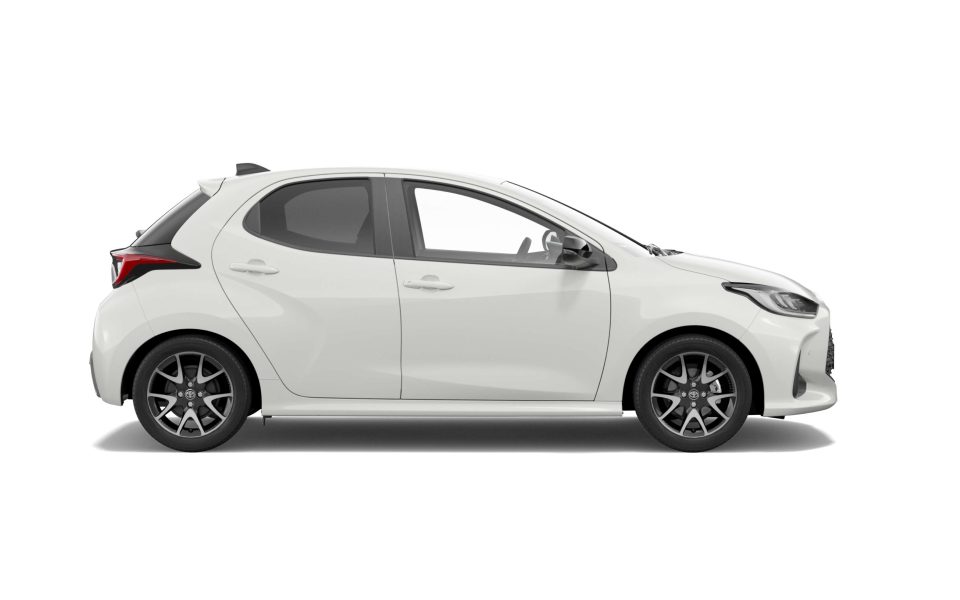 2026 Toyota Yaris SX Hybrid