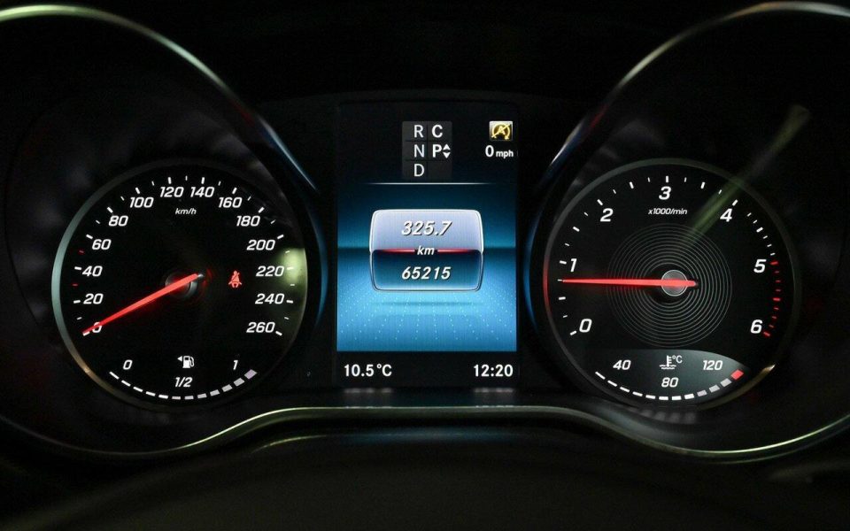 2022 Mercedes-Benz V-Class V300 d AMG Avantgarde Medium Wheelbase Auto