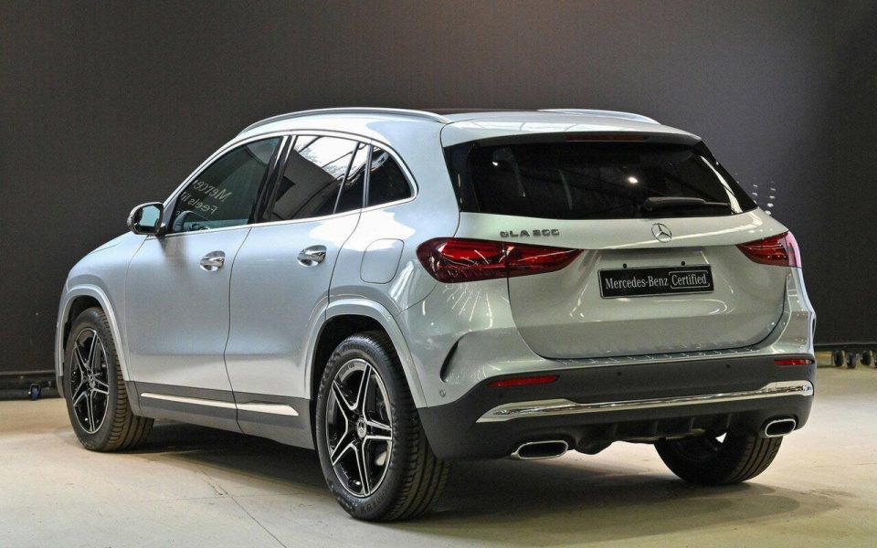 2025 Mercedes-Benz GLA-Class GLA200 Auto