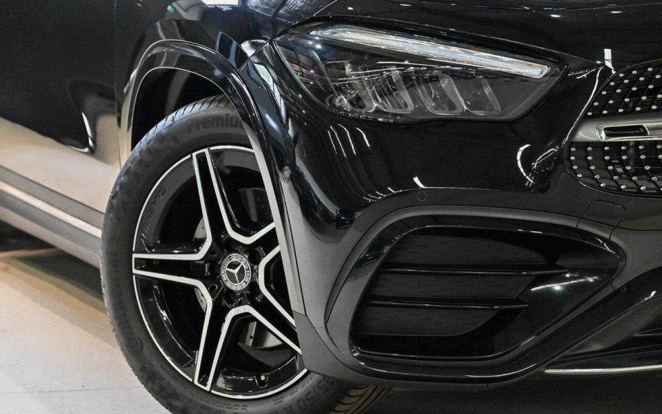 2025 Mercedes-Benz GLA-Class GLA200 Auto
