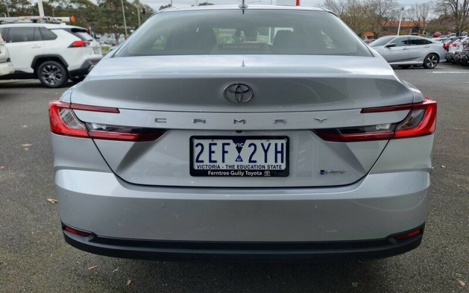 2025 Toyota Camry Hybrid