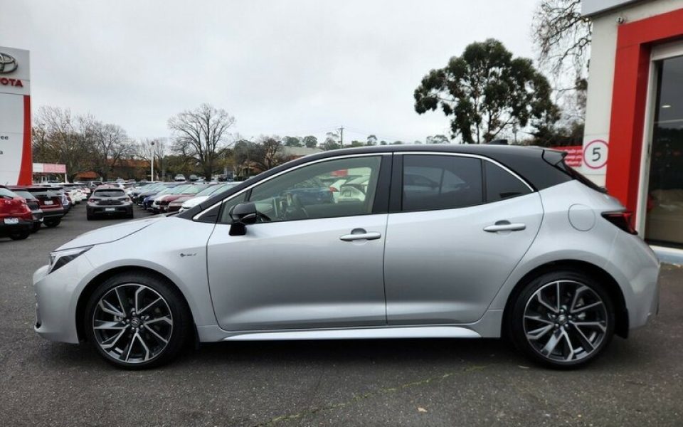 2025 Toyota Corolla ZR E-CVT Hybrid
