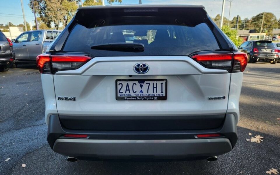 2024 Toyota RAV4 GXL 2WD Wagon (Frosted White) Used Car