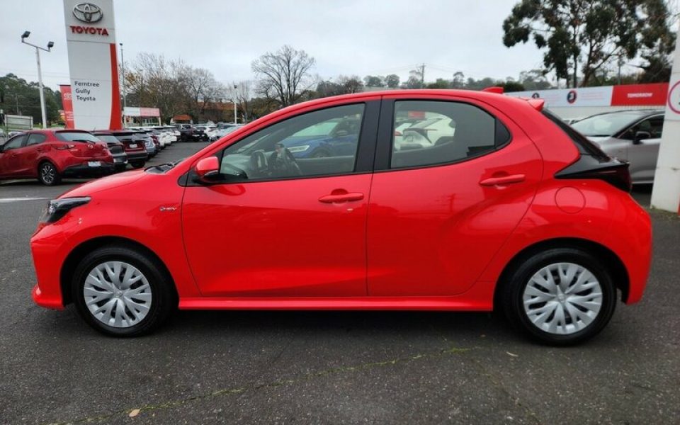2025 Toyota Yaris Ascent Sport Hybrid Hatchback (Coral Rose) Used Car