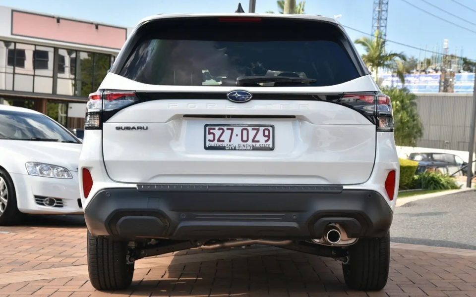 2025 Subaru Forester S6 MY26 Touring CVT AWD White 8 Speed Constant Variable Wagon