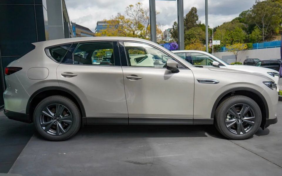 2025 Mazda CX-60 KH0HB P50e Skyactiv-Drive i-ACTIV AWD Pure Platinum Quartz 8 Speed