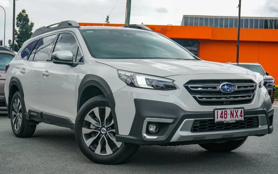 2024 Subaru Outback B7 MY25 AWD Touring CVT White 8 Speed Constant Variable Wagon