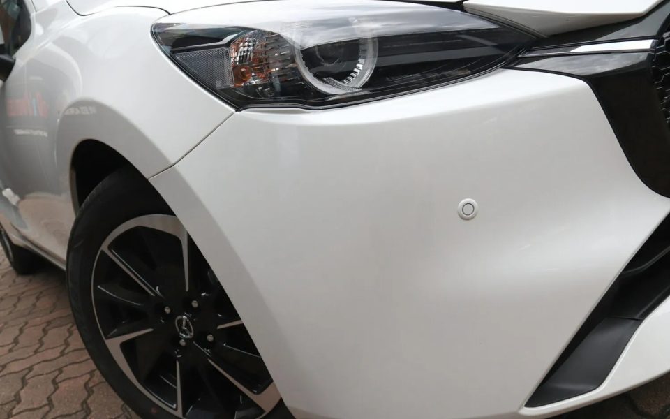 2025 Mazda 2 DJ2HAA G15 SKYACTIV-Drive GT Snowflake White Pearl 6 Speed Sports Automatic Hatchback