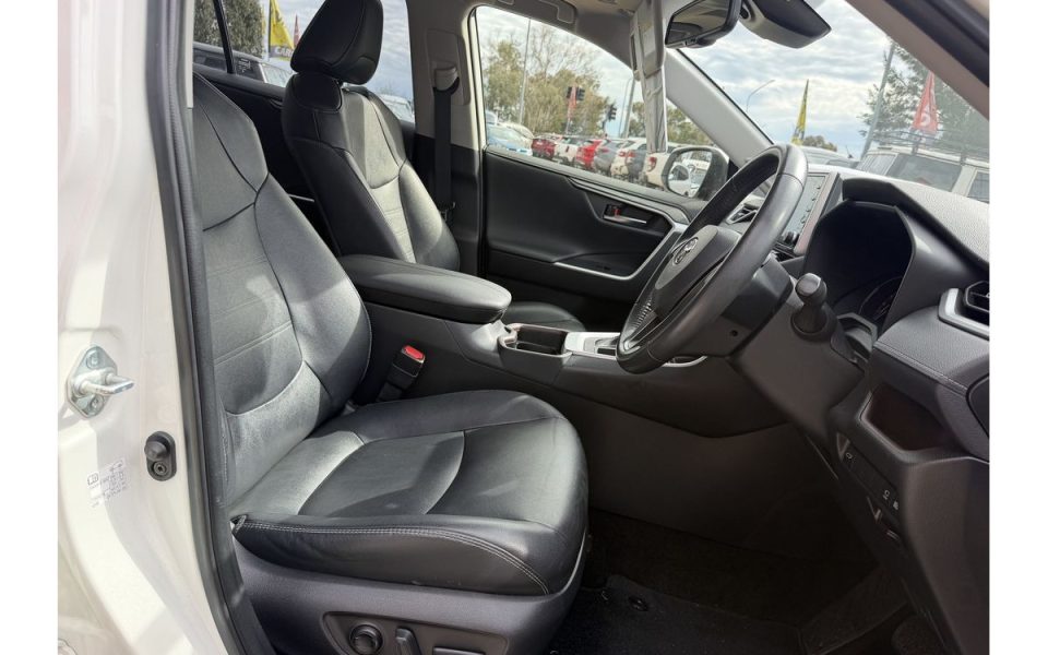 2021 Toyota RAV4 Cruiser MXAA52R