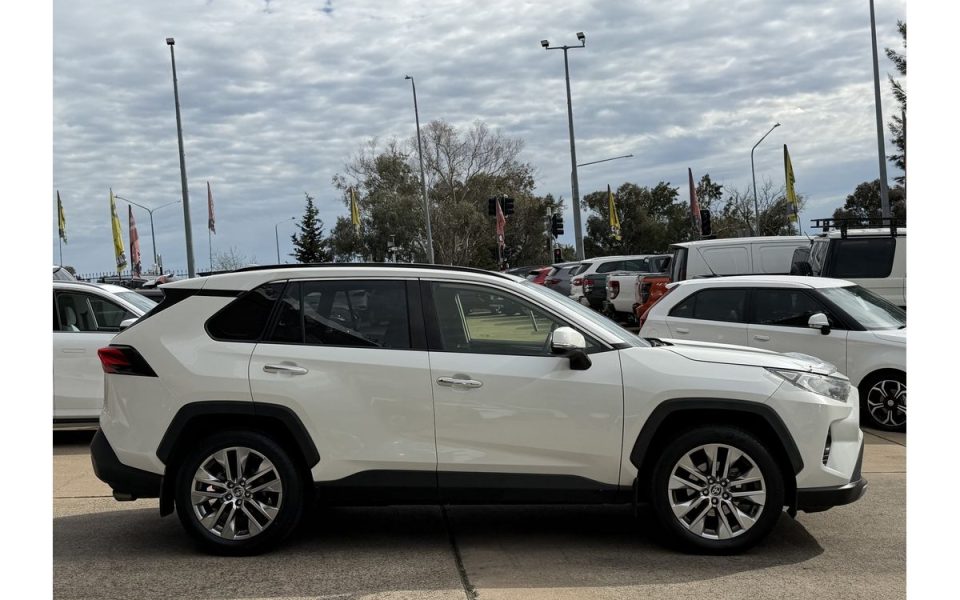 2021 Toyota RAV4 Cruiser MXAA52R
