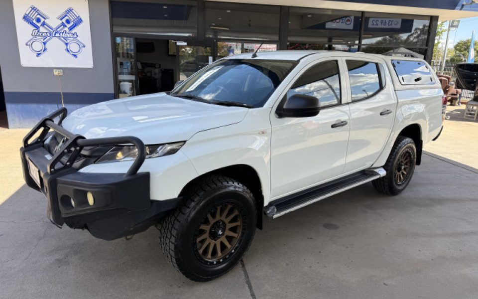 2019 MITSUBISHI TRITON GLX ADAS (4x4)