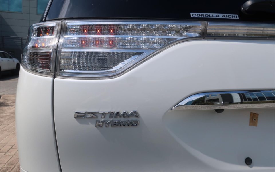 2014 TOYOTA ESTIMA AERAS HYBRID 7 SEATS 3