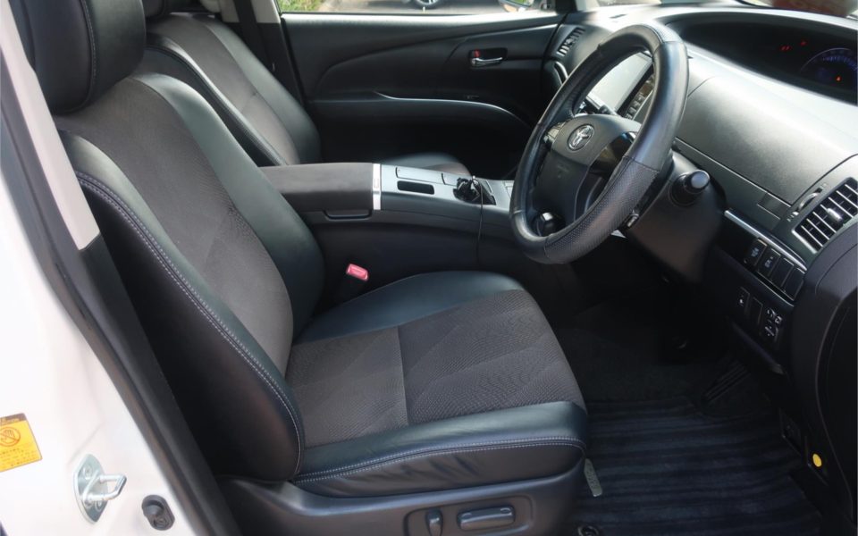 2014 TOYOTA ESTIMA AERAS HYBRID 7 SEATS 3