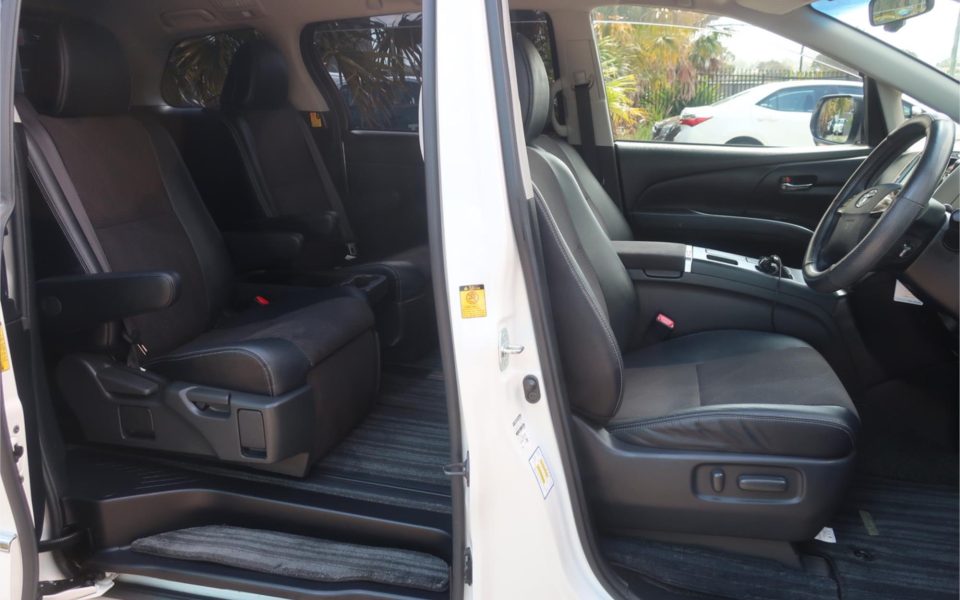 2014 TOYOTA ESTIMA AERAS HYBRID 7 SEATS 3