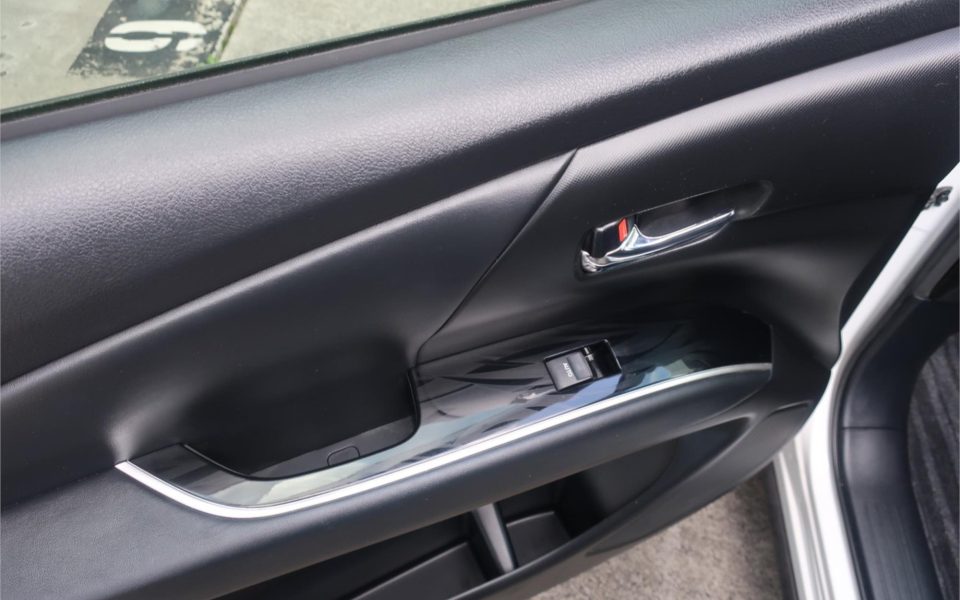 2014 TOYOTA ESTIMA AERAS HYBRID 7 SEATS 3