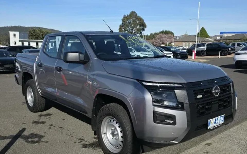 2026 Nissan Navara D27 MY26 SL Pick-up Easy 4WD Summit Silver 6 Speed Sports Automatic Utility