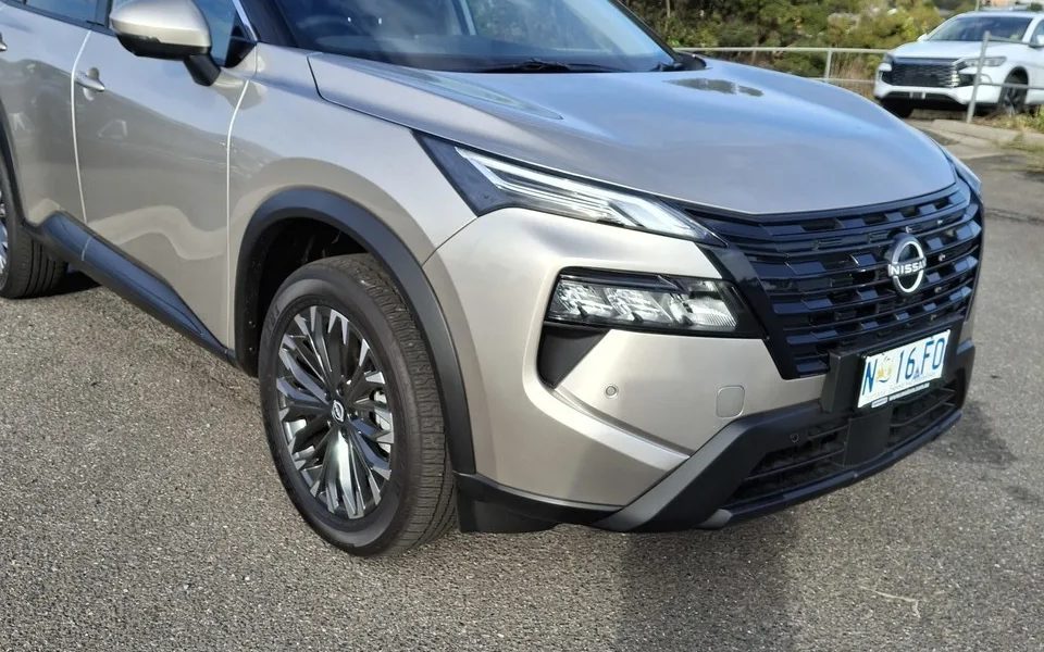 2026 Nissan X-Trail T33 MY26 Ti e-4ORCE e-POWER Champagne Silver 1 Speed Automatic Wagon Hybrid