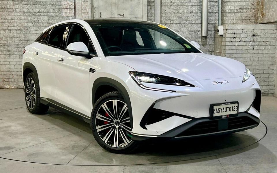 2023 Tesla Model y Performance