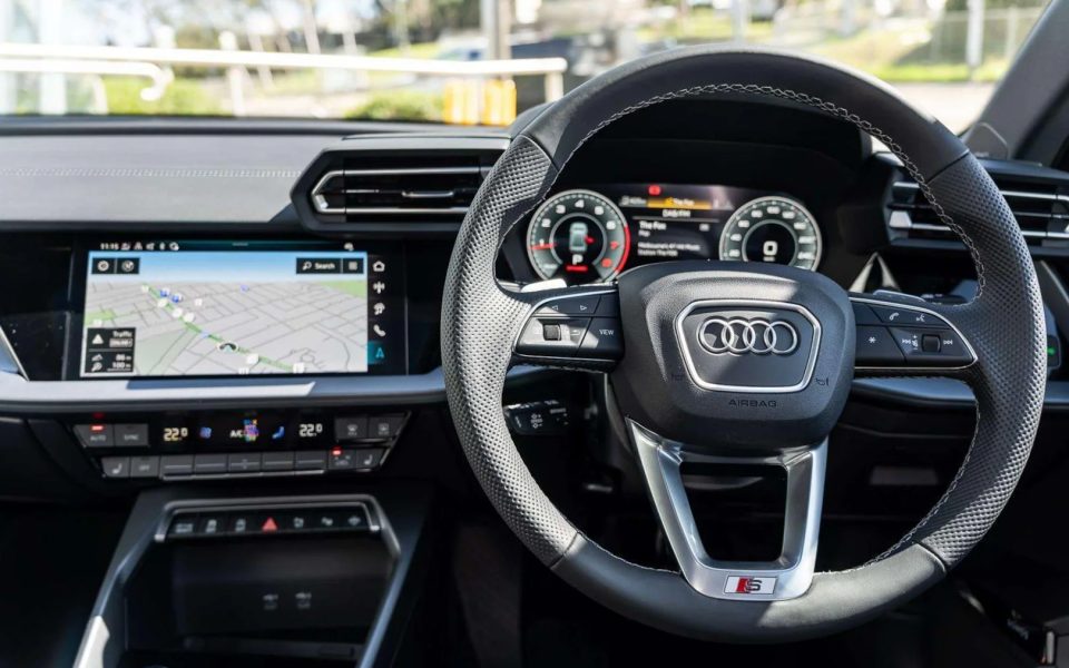 Audi A3 Sedan TFSI quattro S tronic