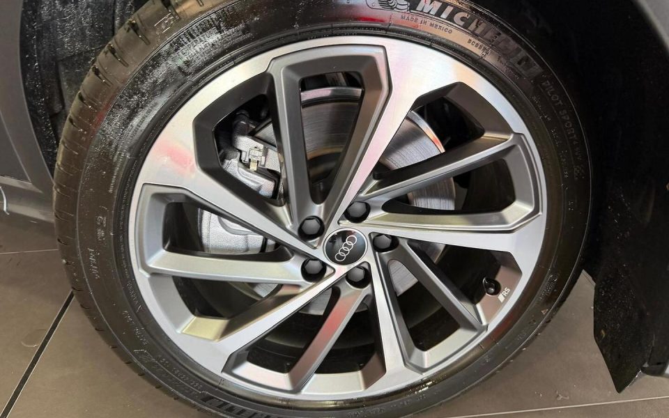 Audi Q5 SUV TDI quattro 150 kW sport