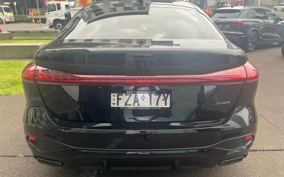 Audi A5 Sedan e-hybrid quattro 270 kW S tronic
