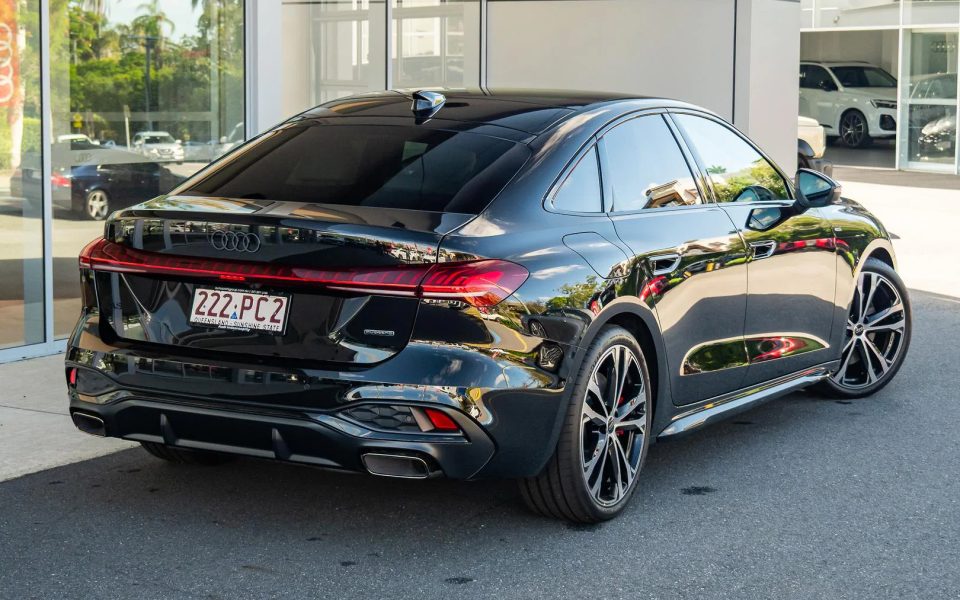 Audi A5 Sedan e-hybrid quattro 270 kW S tronic