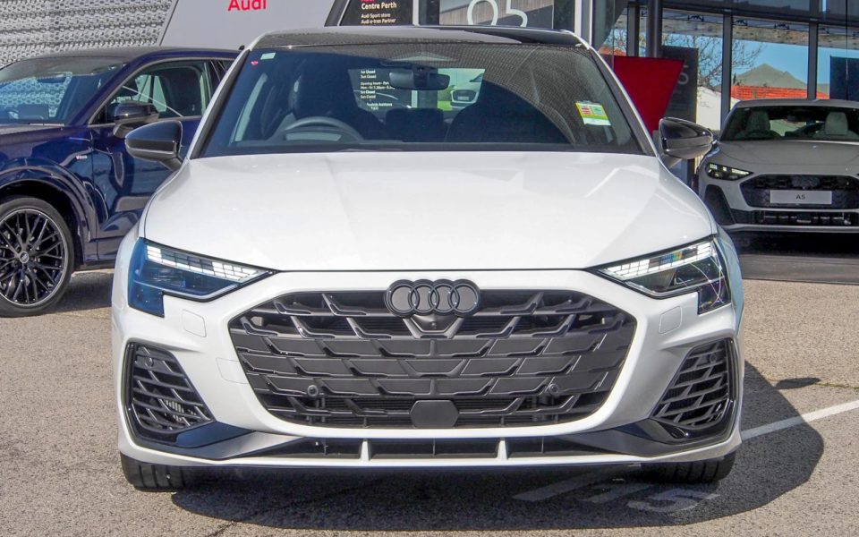 Audi S3 Sedan TFSI quattro S tronic