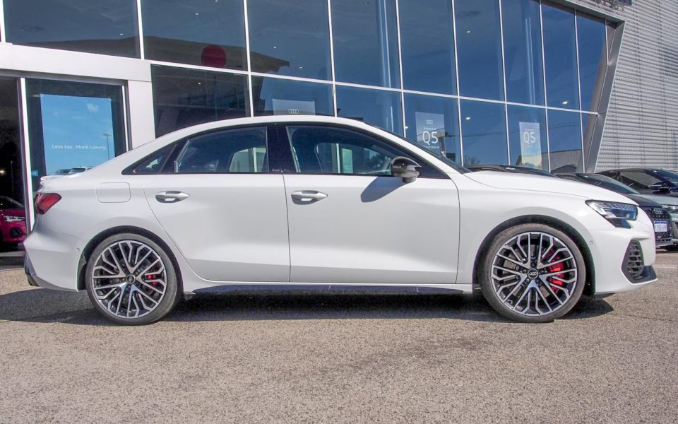 Audi S3 Sedan TFSI quattro S tronic