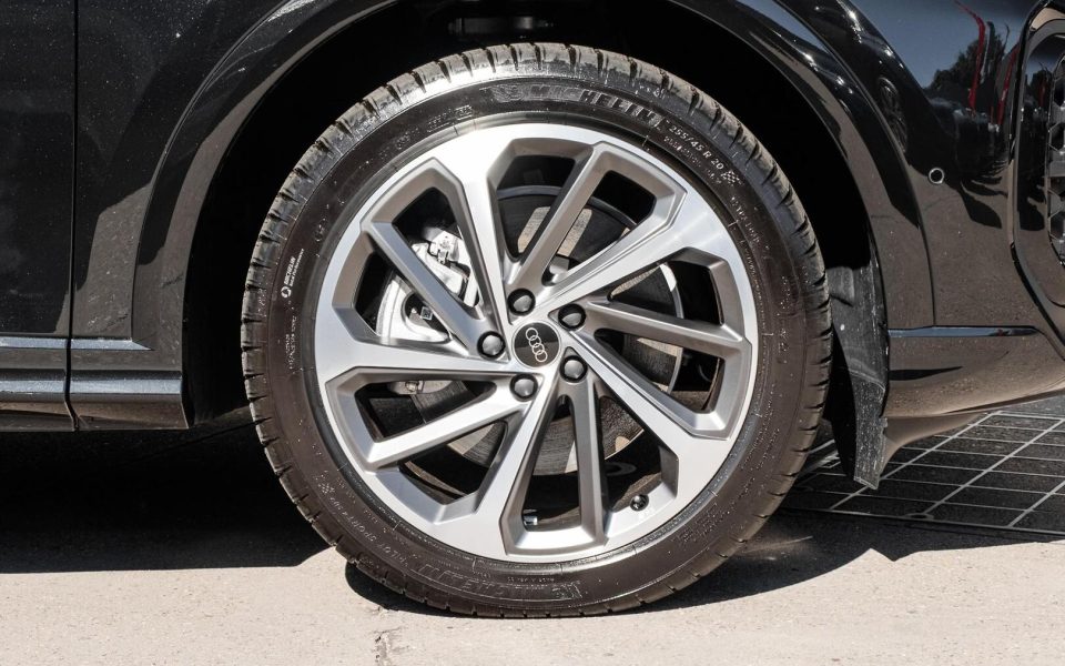 Audi Q5 SUV TDI quattro 150 kW sport